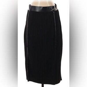 Ribbed Skirt | Size L (NWT)